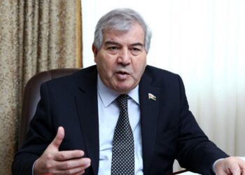 Poetik bütövlük və yaxud milli ruh ecazkarlığı